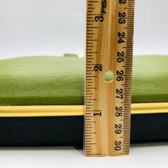 Vintage BORG Avocado Olive Green Personal Bathroom Scale 300lbs MCM Lifestyle - Picture 13 of 15
